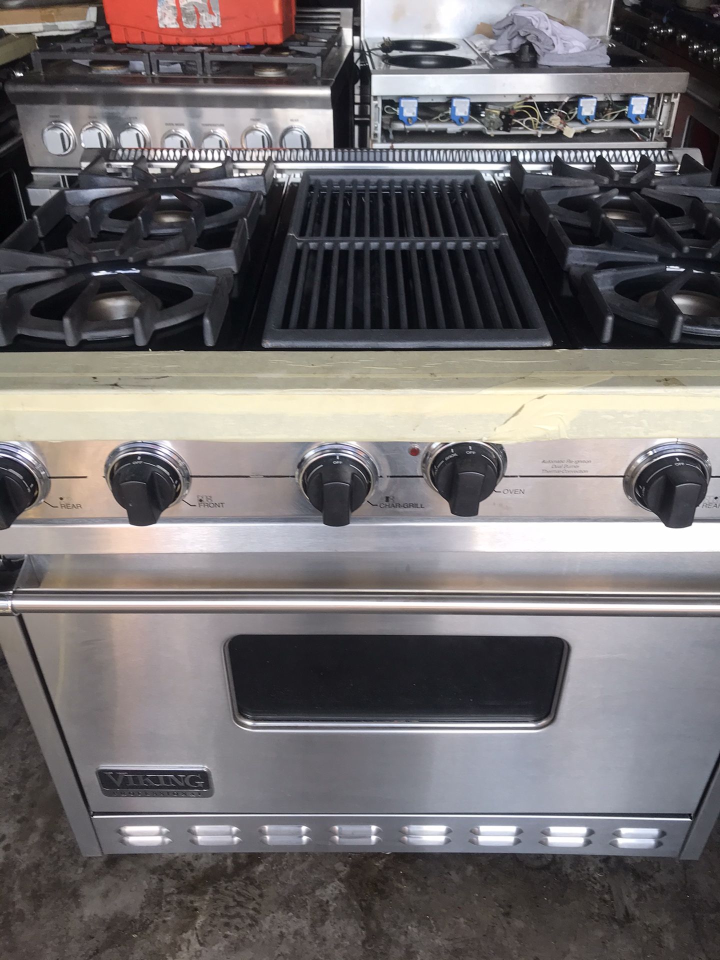 VIKING STOVE PROFESSIONAL 36 GAS PROPANE for Sale in Hayward, CA - OfferUp