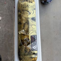 Autograph skateboard