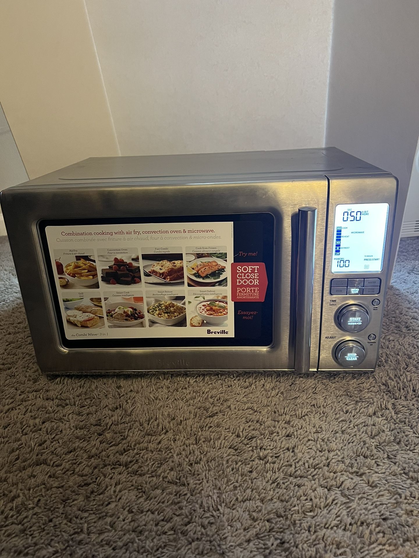 Breville Combi Wave 3-in-1 Microwave, Air Fryer, and Toaster Oven, Brushed Stainless Steel