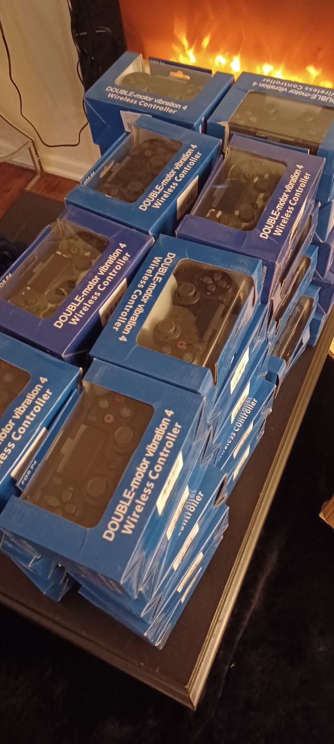 ps4 controllers 