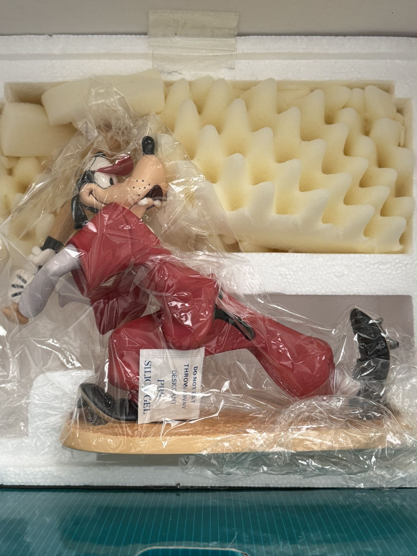 Goofy “Batter Up” Figurine