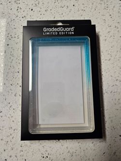 “GradedGuard Spearmint Limited Edition - For BGS Case (New/Sealed)”.