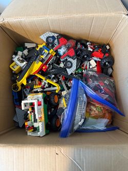 Lego lot 30 pounds