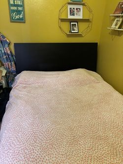 Queen wood bed