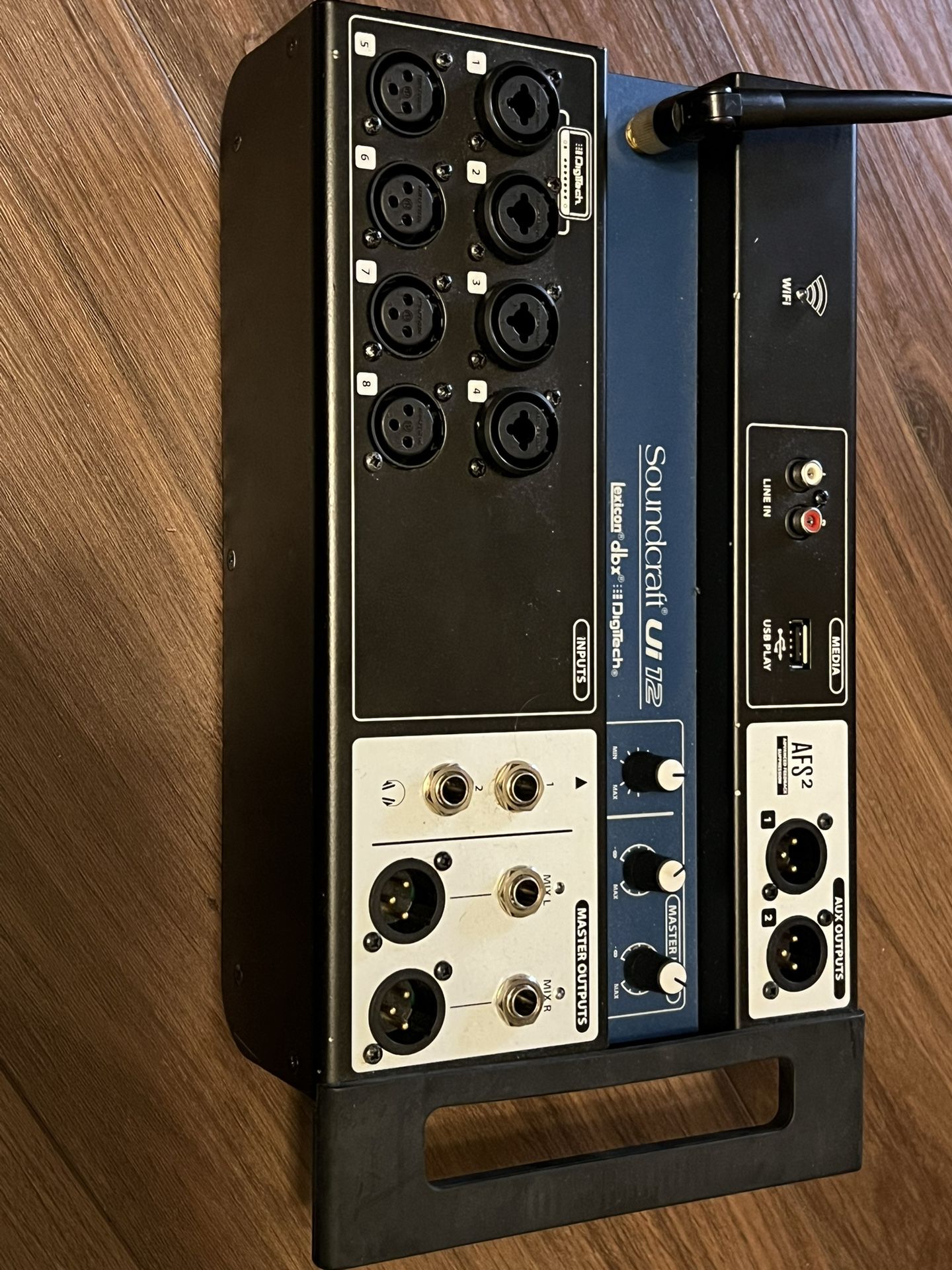 Sound Craft Ui12 Mixer