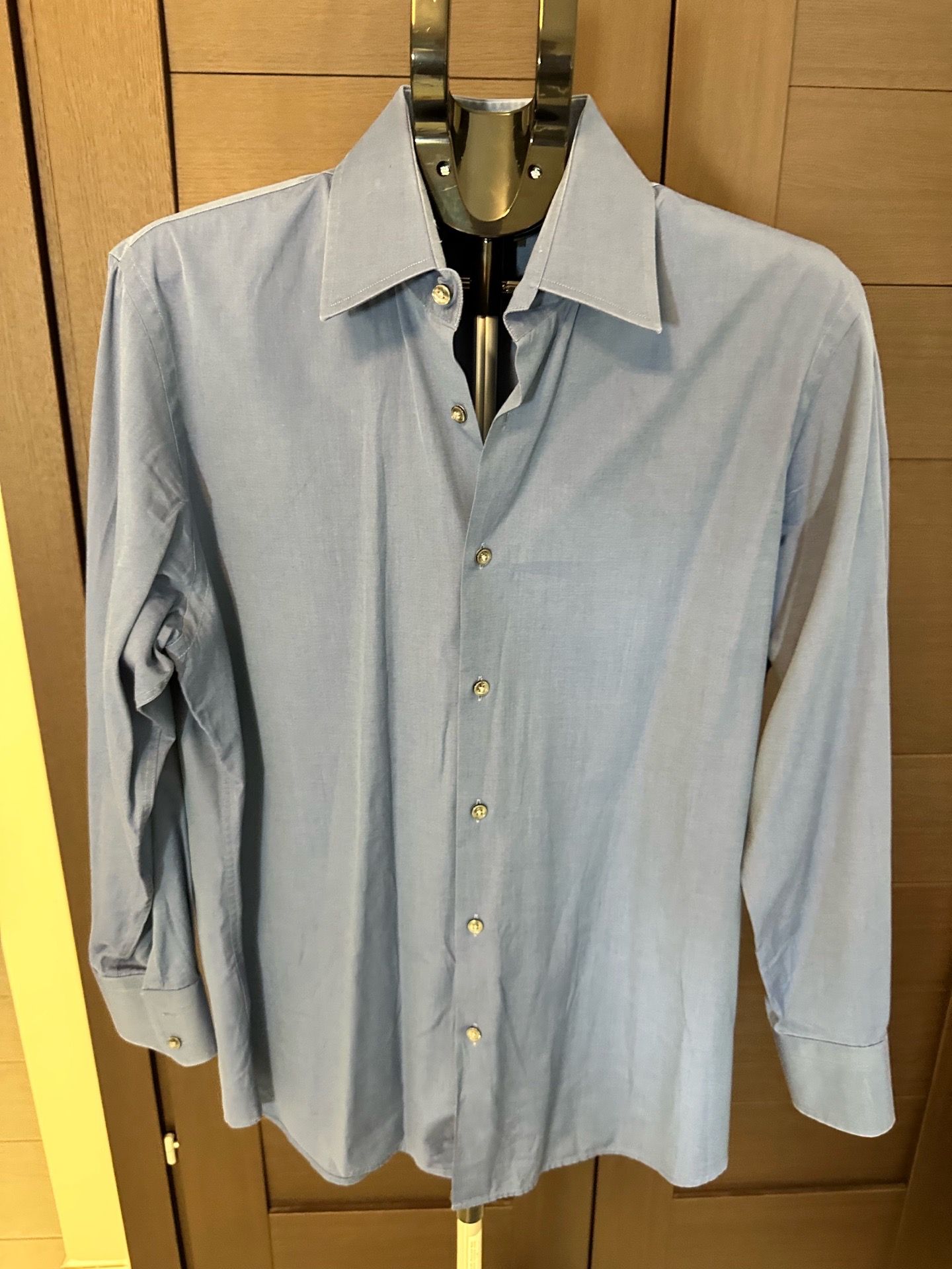 Hugo Boss Solid Men’s Dress Shirts (7) Bundle $10.00each