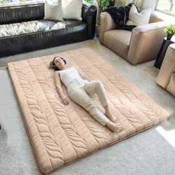 Japanese Floor Mattress/Futon Mattress/Queen Size 