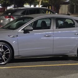 19" Wheel & Tire With Tpms Sensors 