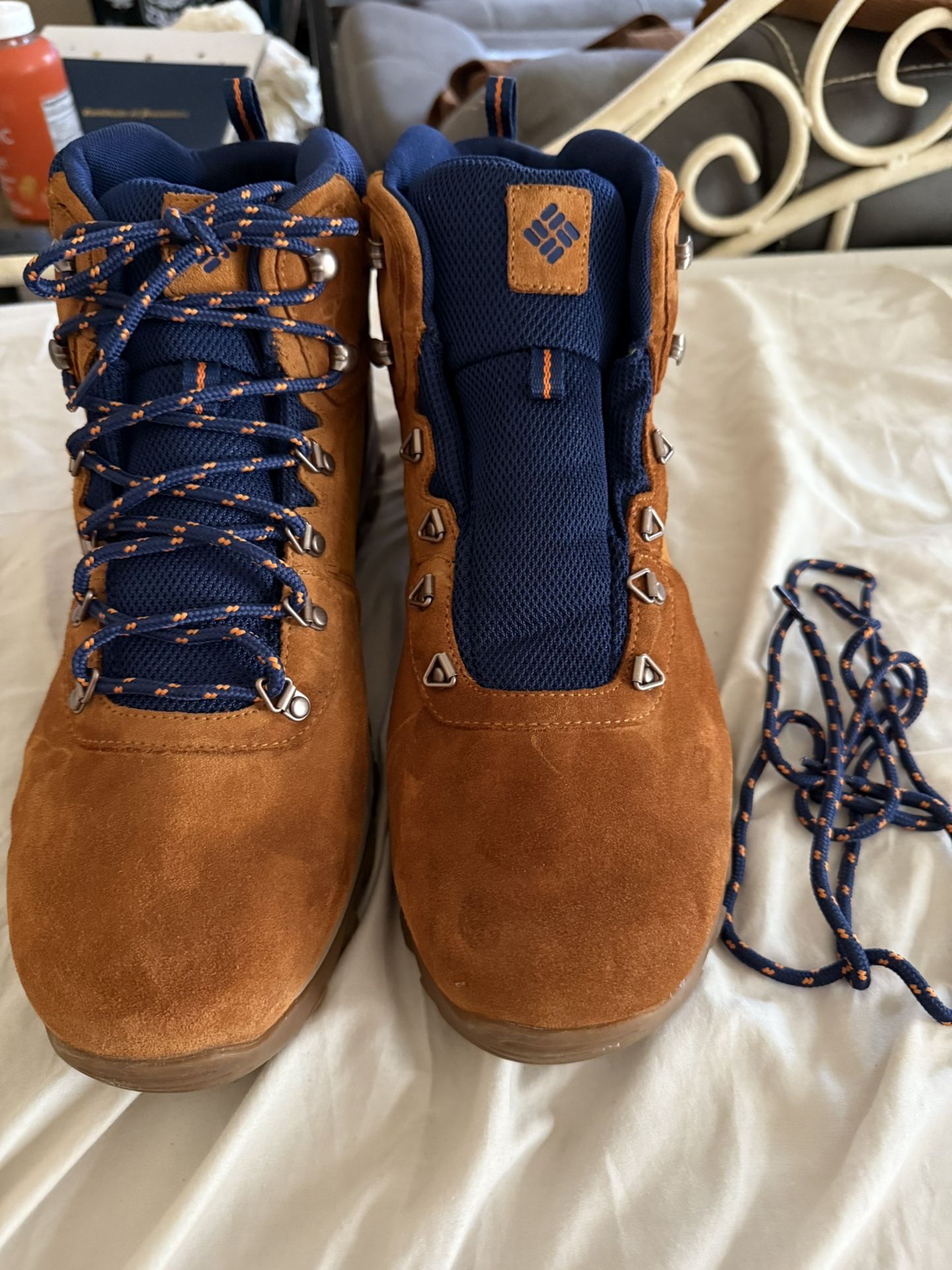 Men’s Size 16- Hiking Boots