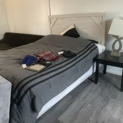 Full Size Bed With Mattress