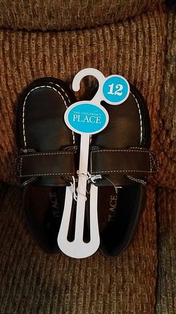 Children place size 12 new dress shoes
