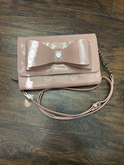 Betsey Johnson bow and hearts crossbody bag