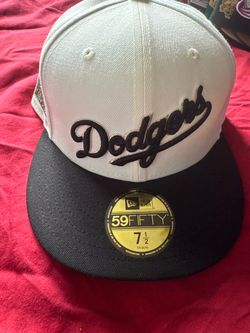 Los Angeles Dodgers 60th Anniversary Side Patch New Era Fitted Hat