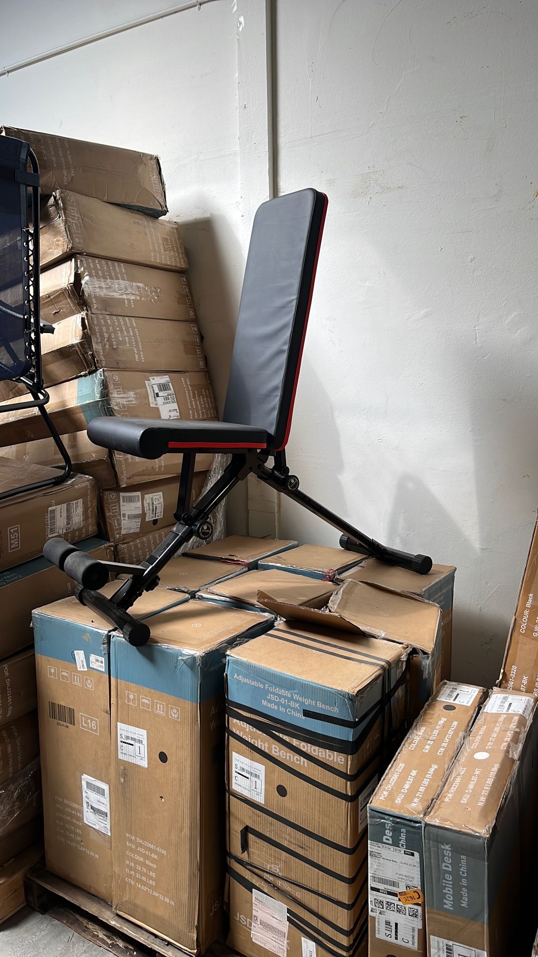 Adjustable Weight Bench