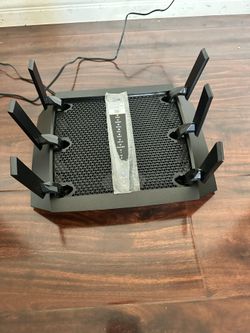 Netgear Nighthawk X6S AC3600 Tri-band Wifi Router