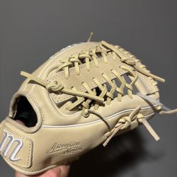Marruchi Baseball Glove Size 11.75