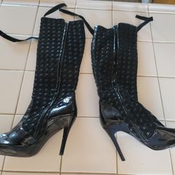 Women's Versace Boots Size 41 $200 Pickup In Oakdale 