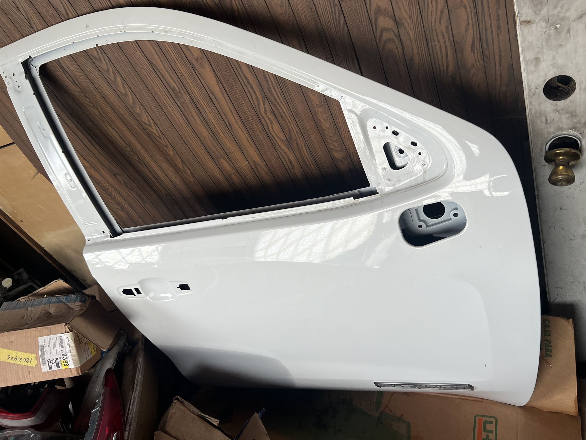 2021-24 GMC Sierra Right Front Door Oem