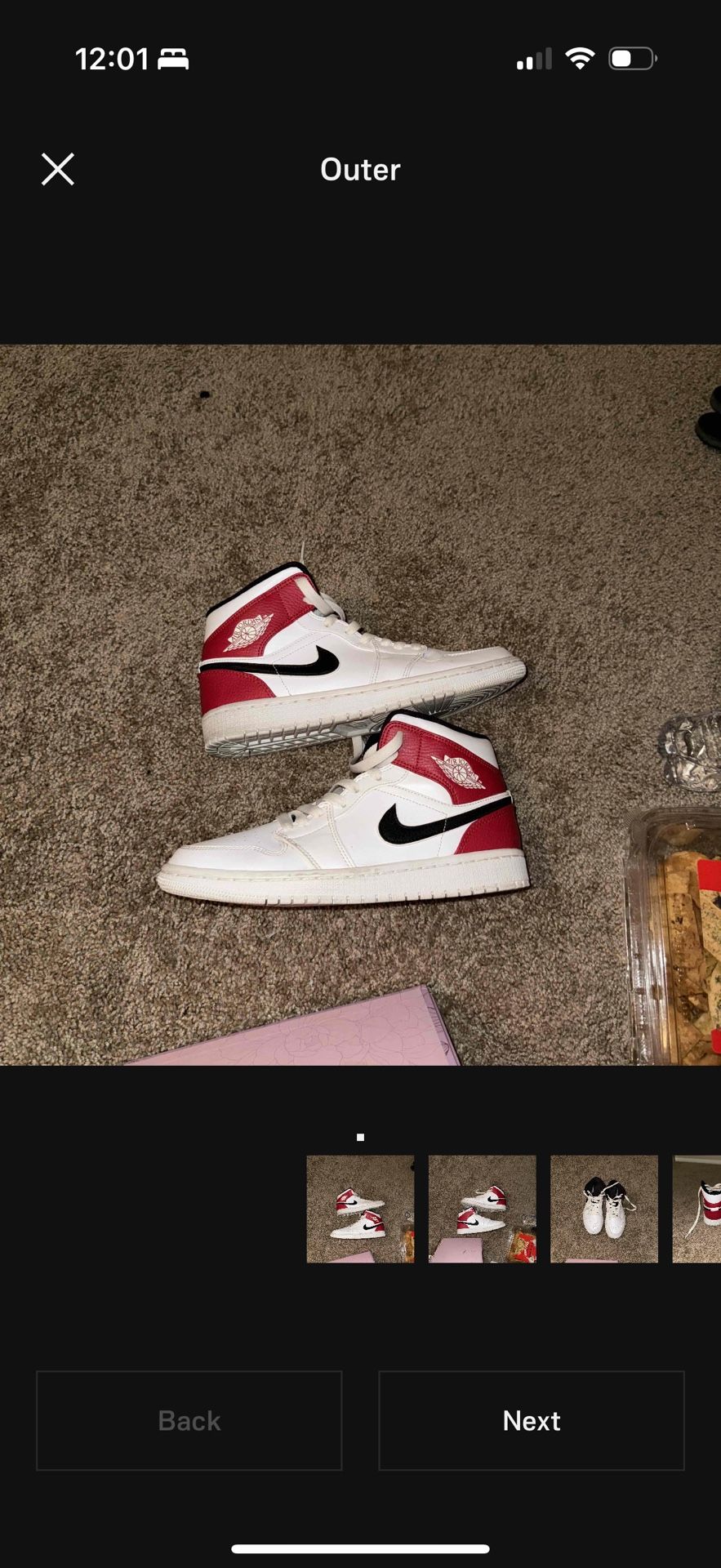 Air Jordan 1 Mid ‘white Chicago’