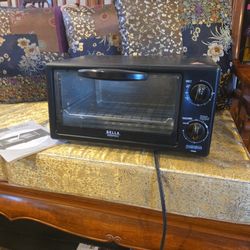 Bella four slice toaster oven