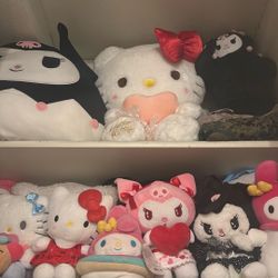 Sanrio Plushies 