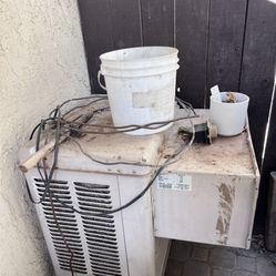 Cooler Used Good 