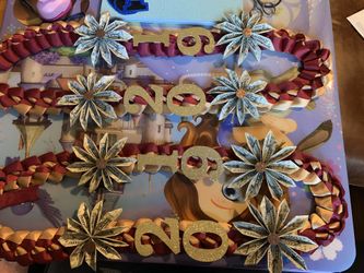Graduation leis