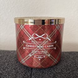 Christmas Cabin 3-Wick Candle