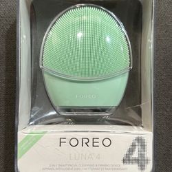 FOREO LUNATM 4 Facial Cleansing & Firming Massage for COMBINATION SKIN New