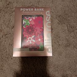 Brand New Ellie Rose Portable Charger