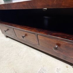 Oak TV stand with drawers
