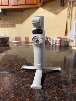 DJI Osmo Mobile 7, 3-axis phone gimbal