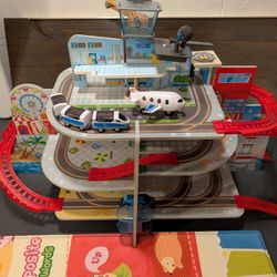 Hape Mega City Railway Set
