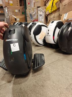 InMotion V6 EUC - Refurbished (Grade C)
