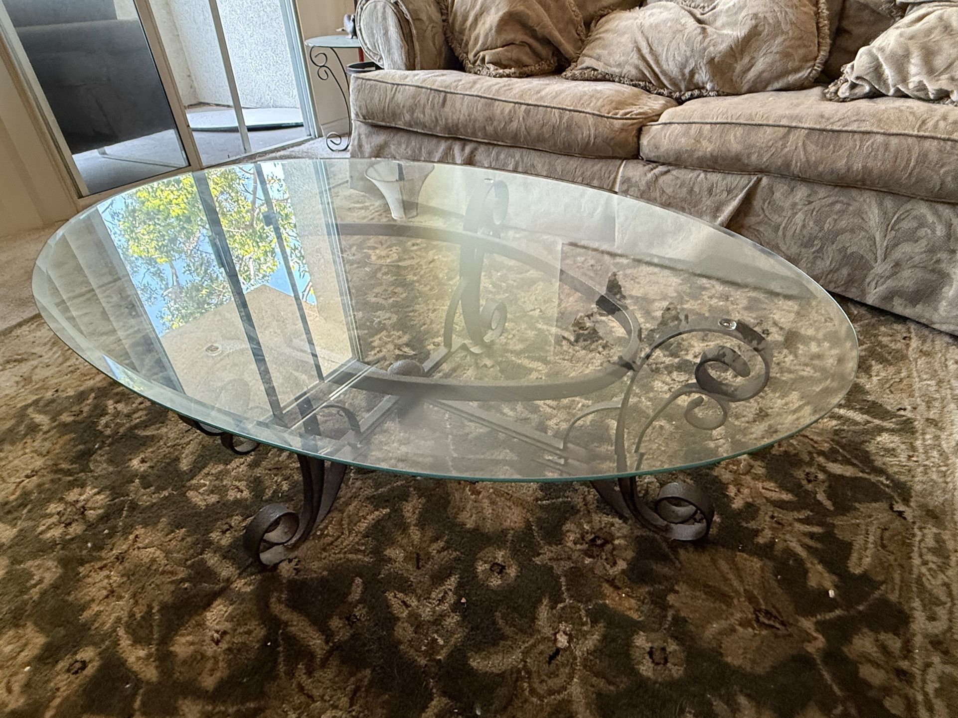 Coffee Table With 2 End Tables