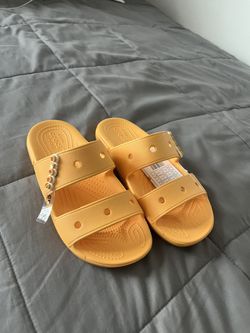 croc sandals
