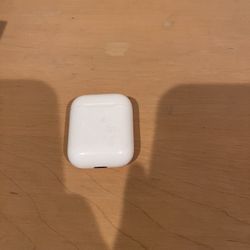 Apple AirPods 1st Generation Charging Case