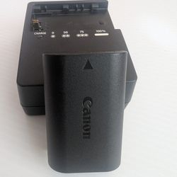 📸 For Sale: Canon LC-E6 Charger + LP-E6N Battery