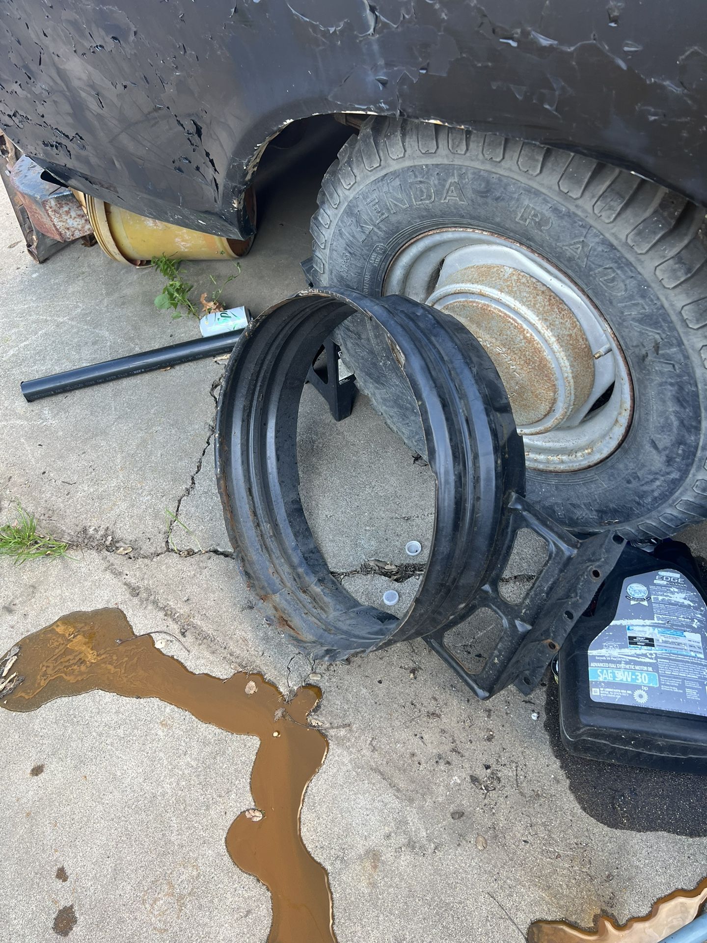 64 Impala Fan Shroud