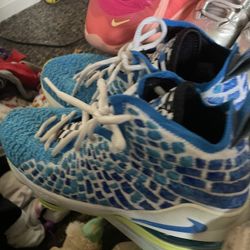 Lebron Sprite Size 4.5Y Or 6 W
