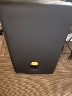 Massage table