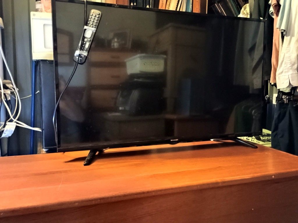 40 Inch Sharp T V Worksgeeat