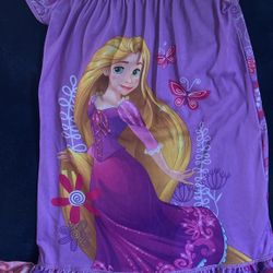 2 Pajamas Disney Princess… Size 7/8