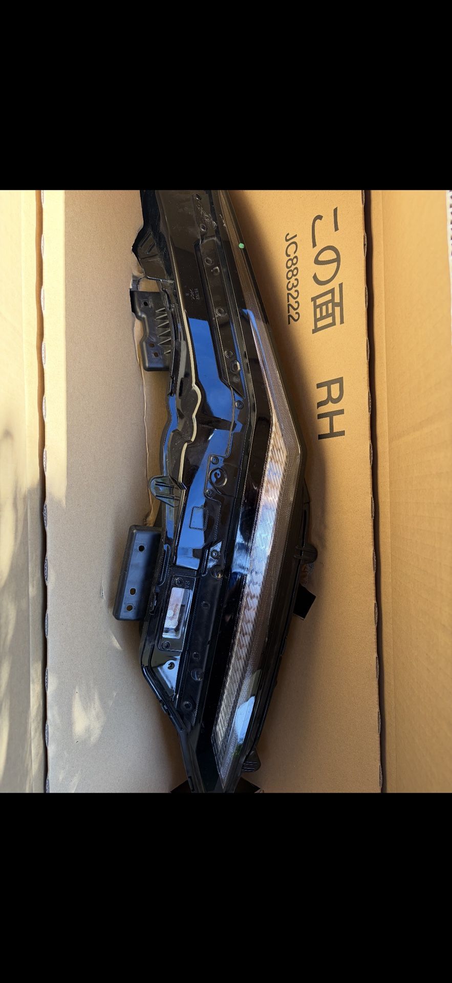 Nissan Ariya Right Light Assembly 