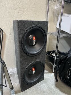 Dual 10” JBL 1000 watt Subwoofers in Ported Box