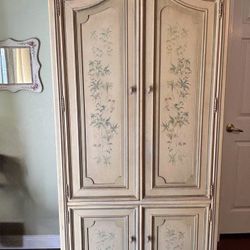 Vintage Solid Wood Stanley Bedroom Set – $1,400 OBO