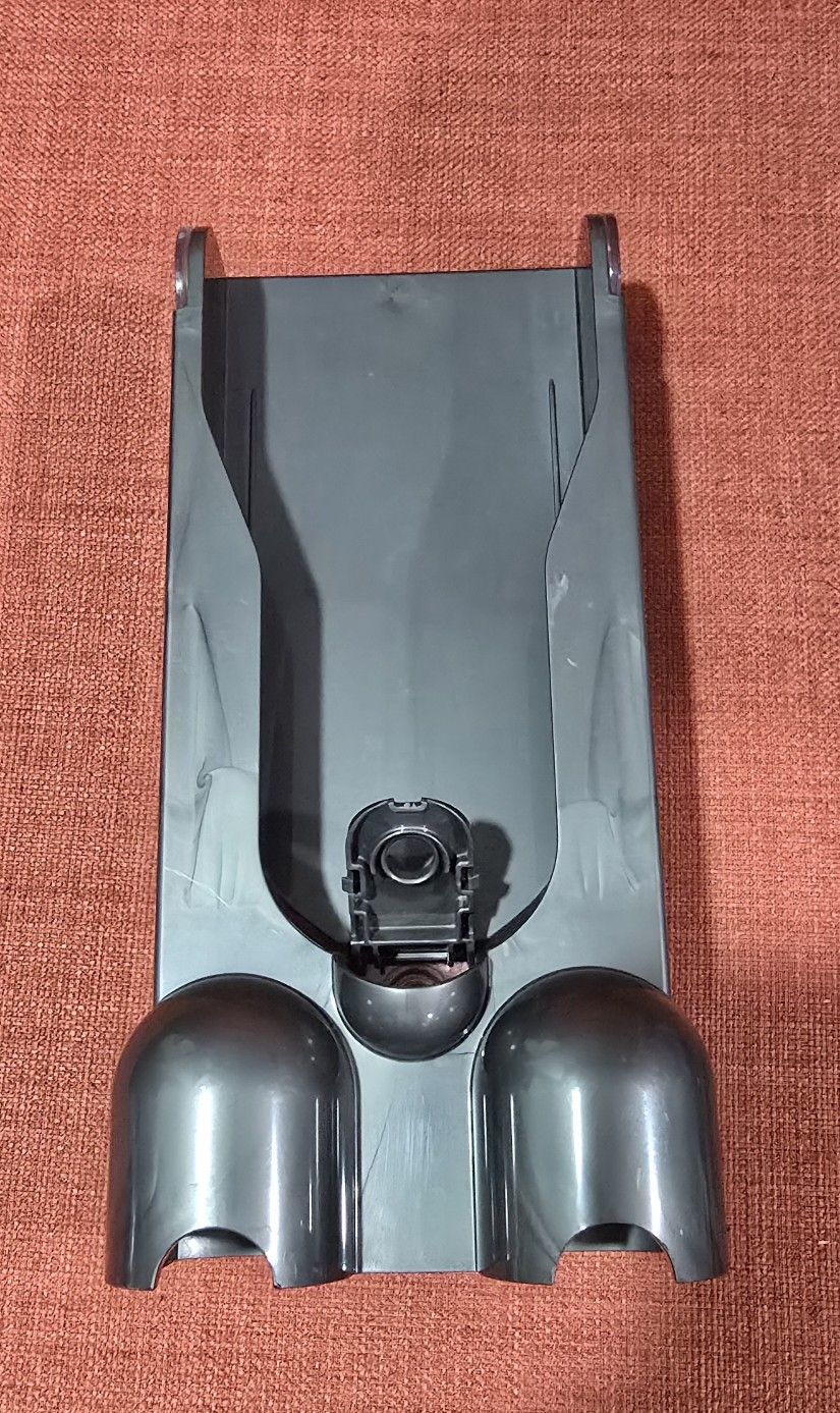 Like New Dyson V10 Vacuum OEM Wall Mount Docking Station with Hardware (screws)
San Jose 95121 area Firm Price