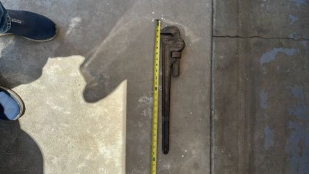 Rigid pipe threader with cutters 1/8, 1/4 3/8 1/2 3/4 and 1 inch