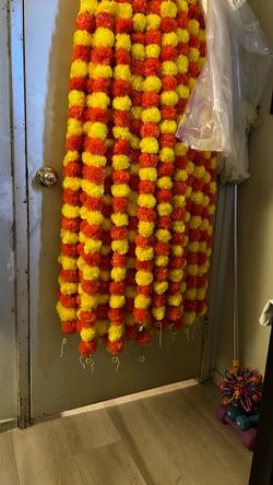 Strips of flowers to decorate the altar