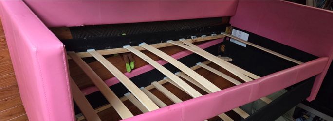 Pink Twin Daybed (no mattress included)
